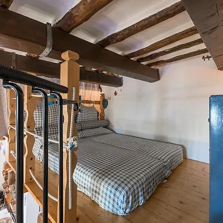 Mariella Pittorino - In Bed & Breakfast Leni